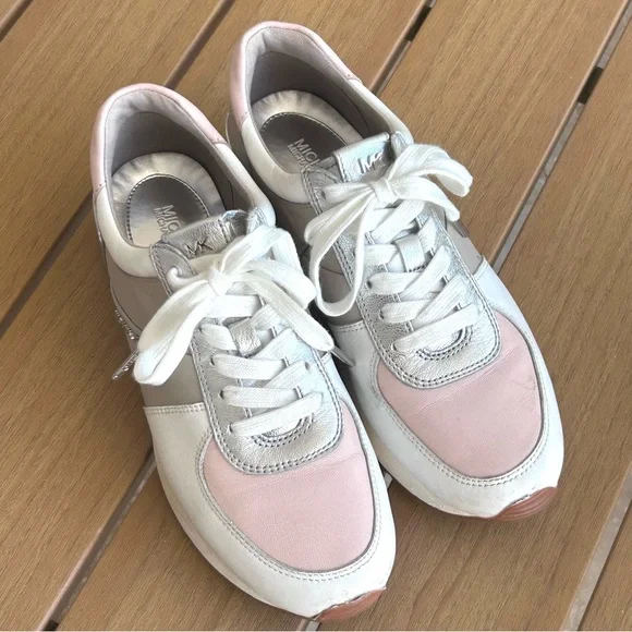 Michael Kors sneakers - Picture 6 of 8